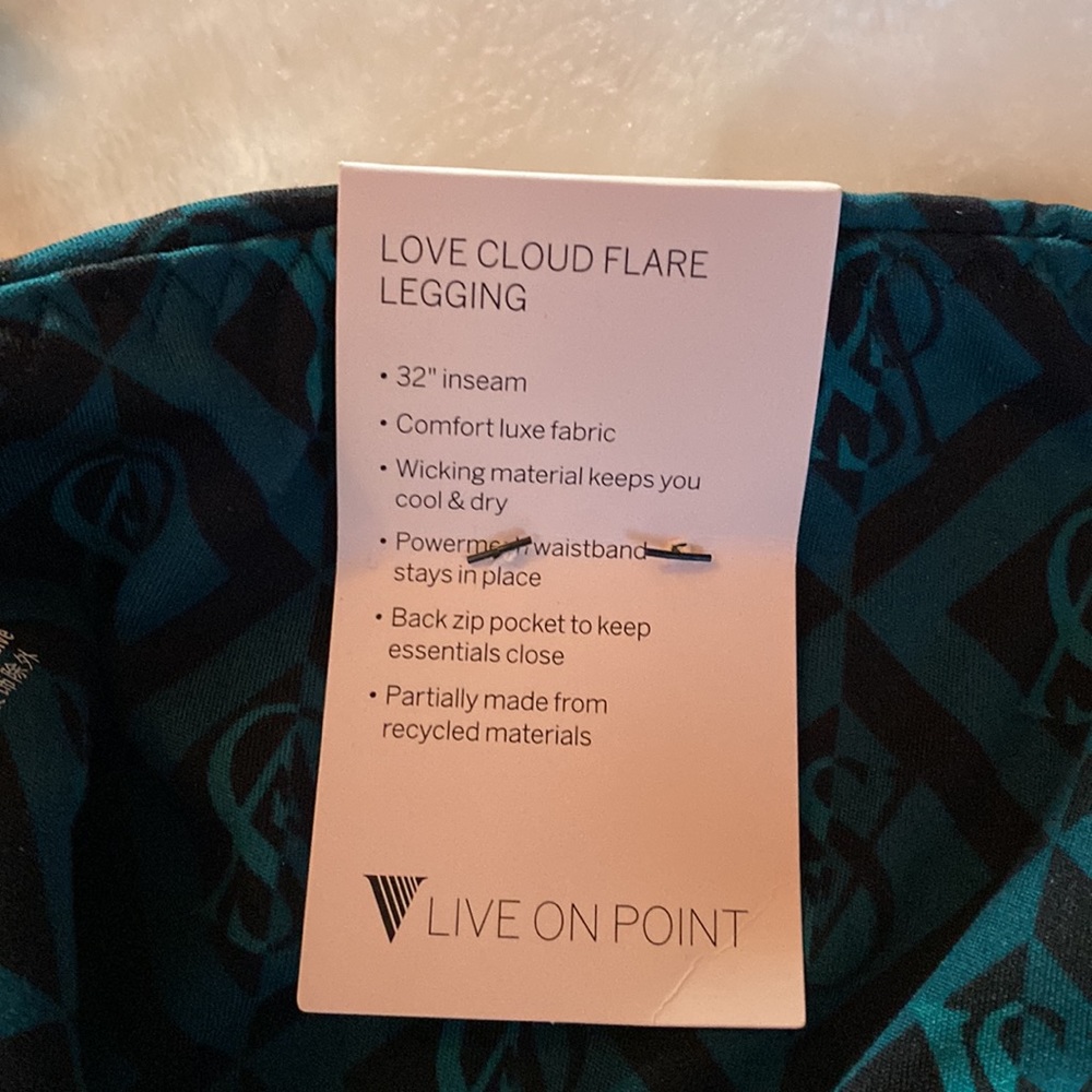 Love Cloudflare Leggings Victoria’s Secret size medium long